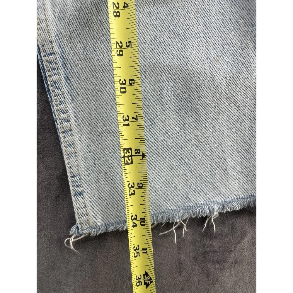 Zara Women's Light Wash Cropped Straight Leg Jeans Raw‎ Hem Distressed Size 2